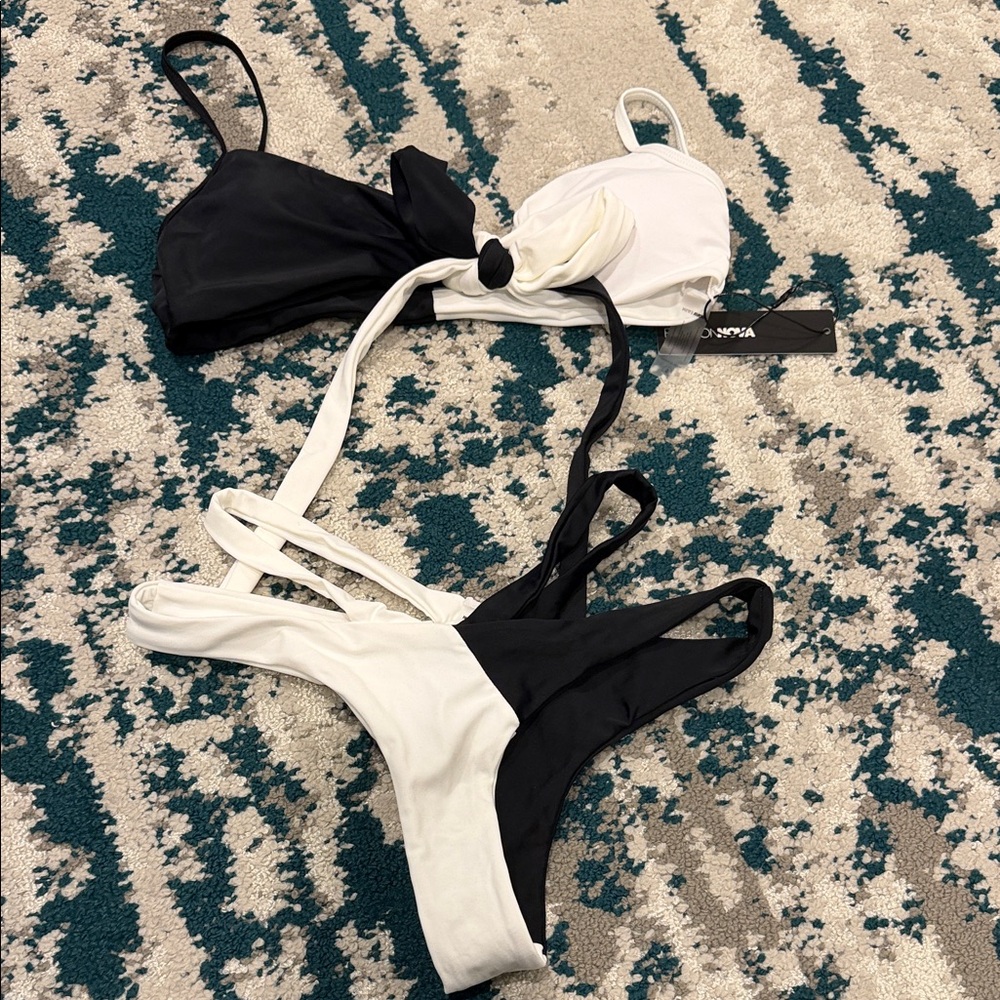 Fashion Nova Bikini Set